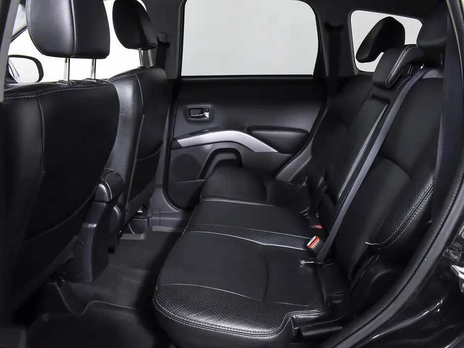 Mitsubishi Outlander, 2012 г.