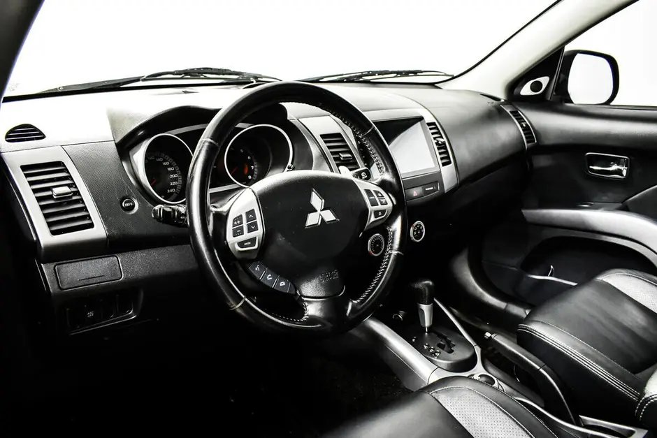 Mitsubishi Outlander, 2008 г.