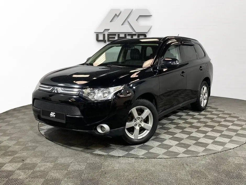 Mitsubishi Outlander, 2014 г.