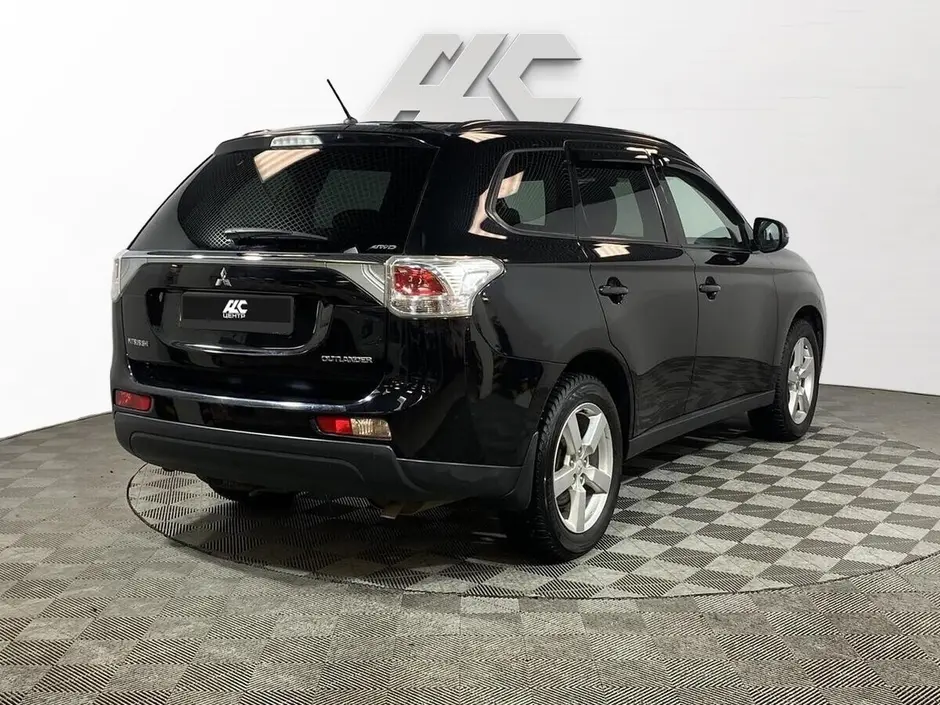 Mitsubishi Outlander, 2014 г.