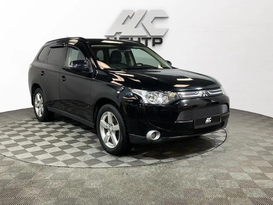 Mitsubishi Outlander, 2014 г.