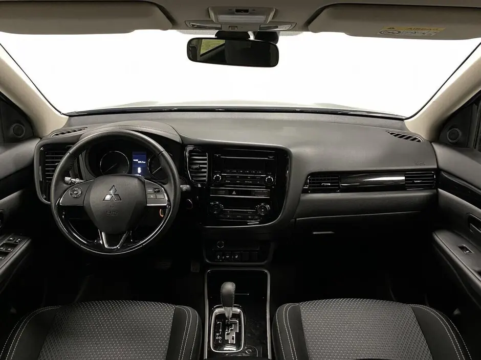 Mitsubishi Outlander, 2019 г.