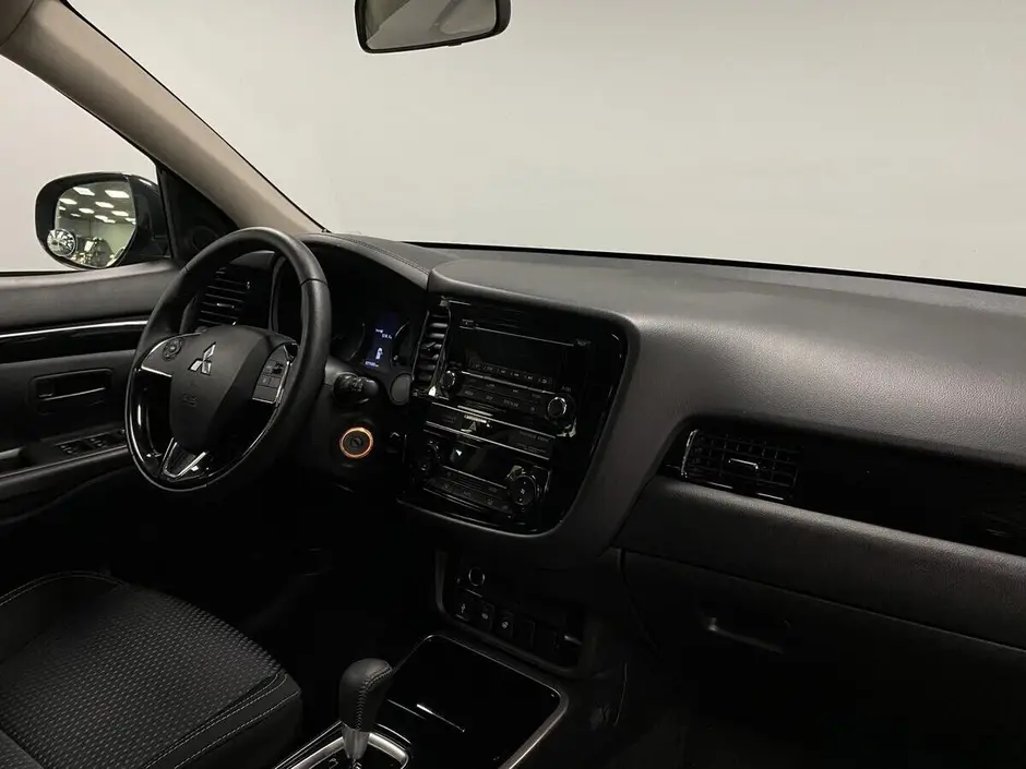 Mitsubishi Outlander, 2019 г.