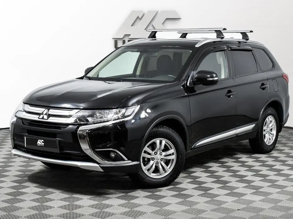 Mitsubishi Outlander, 2017 г.
