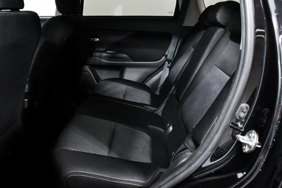 Mitsubishi Outlander, 2017 г.