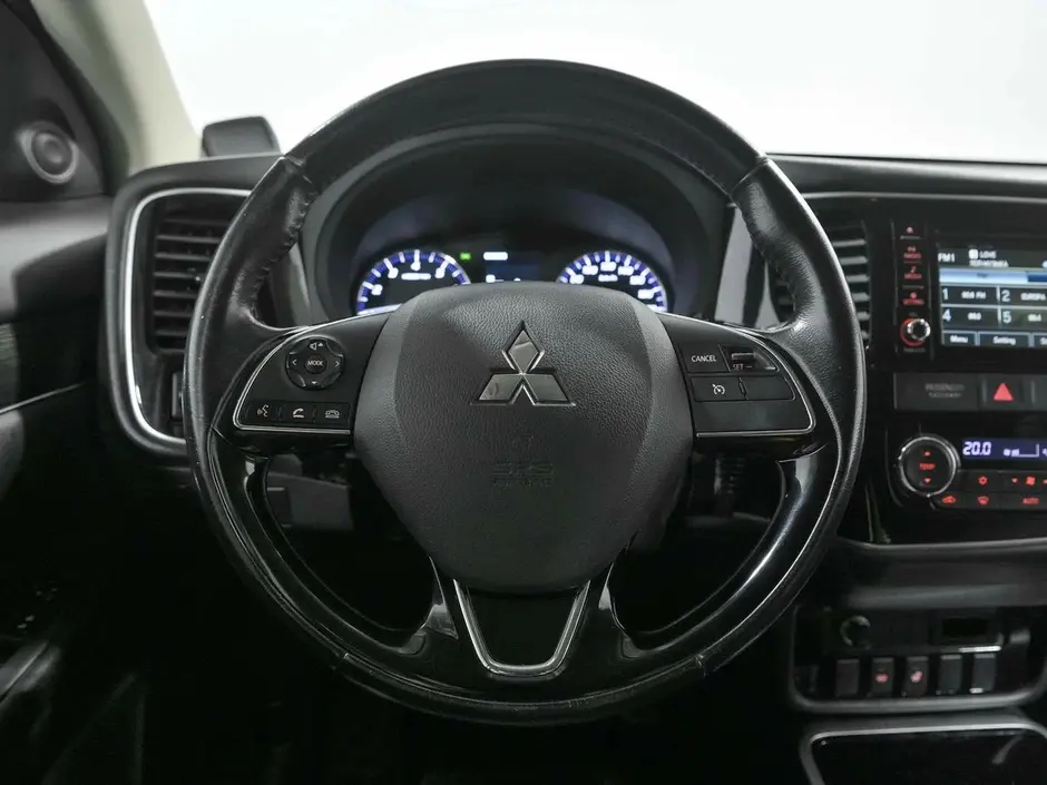 Mitsubishi Outlander, 2017 г.