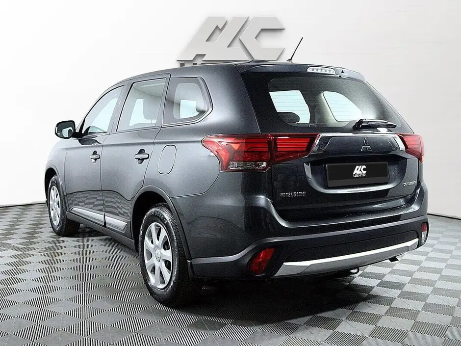 Mitsubishi Outlander, 2016 г.