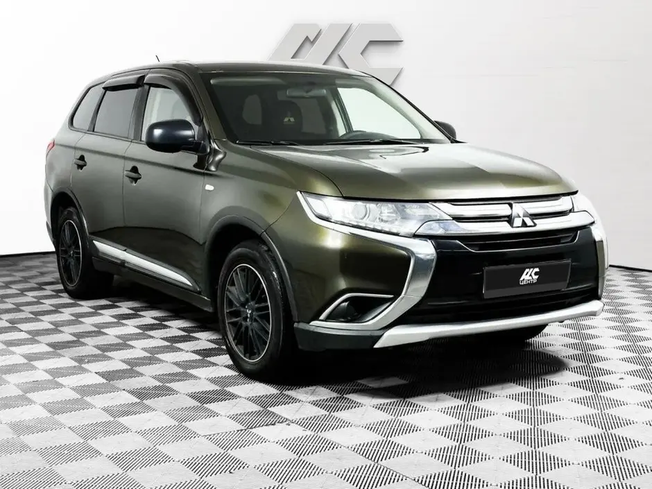 Mitsubishi Outlander, 2016 г.