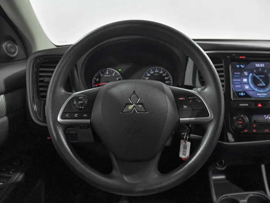 Mitsubishi Outlander, 2015 г.