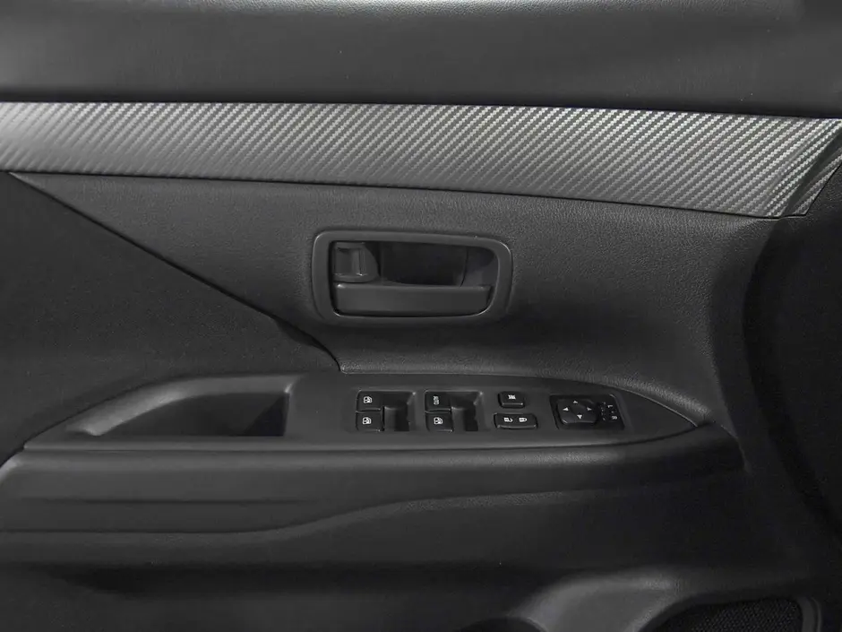 Mitsubishi Outlander, 2015 г.