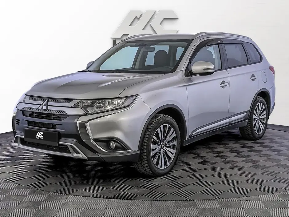 Mitsubishi Outlander, 2016 г.