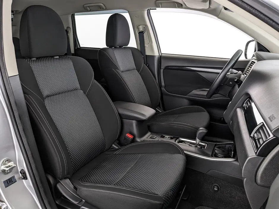 Mitsubishi Outlander, 2016 г.