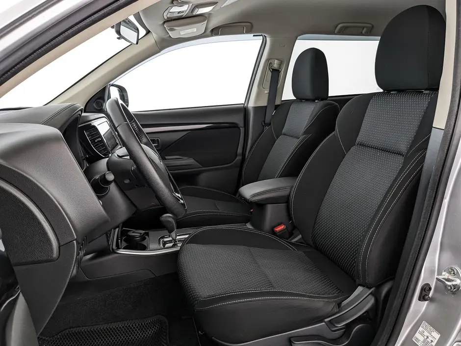 Mitsubishi Outlander, 2016 г.