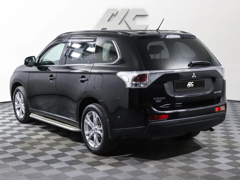 Mitsubishi Outlander, 2012 г.