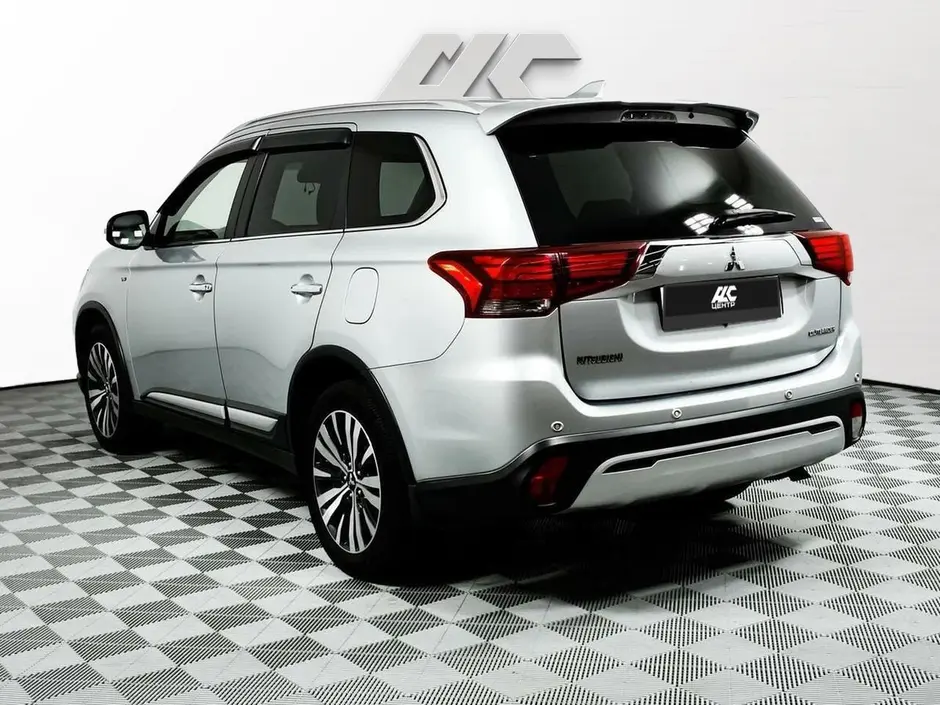 Mitsubishi Outlander, 2018 г.