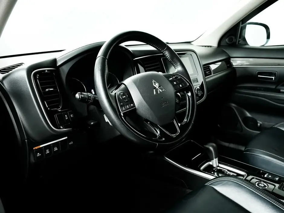 Mitsubishi Outlander, 2018 г.