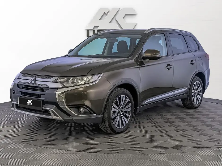 Mitsubishi Outlander, 2016 г.