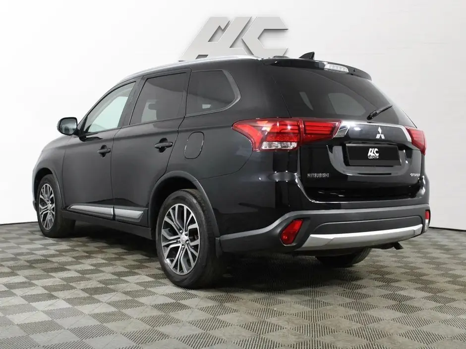 Mitsubishi Outlander, 2017 г.