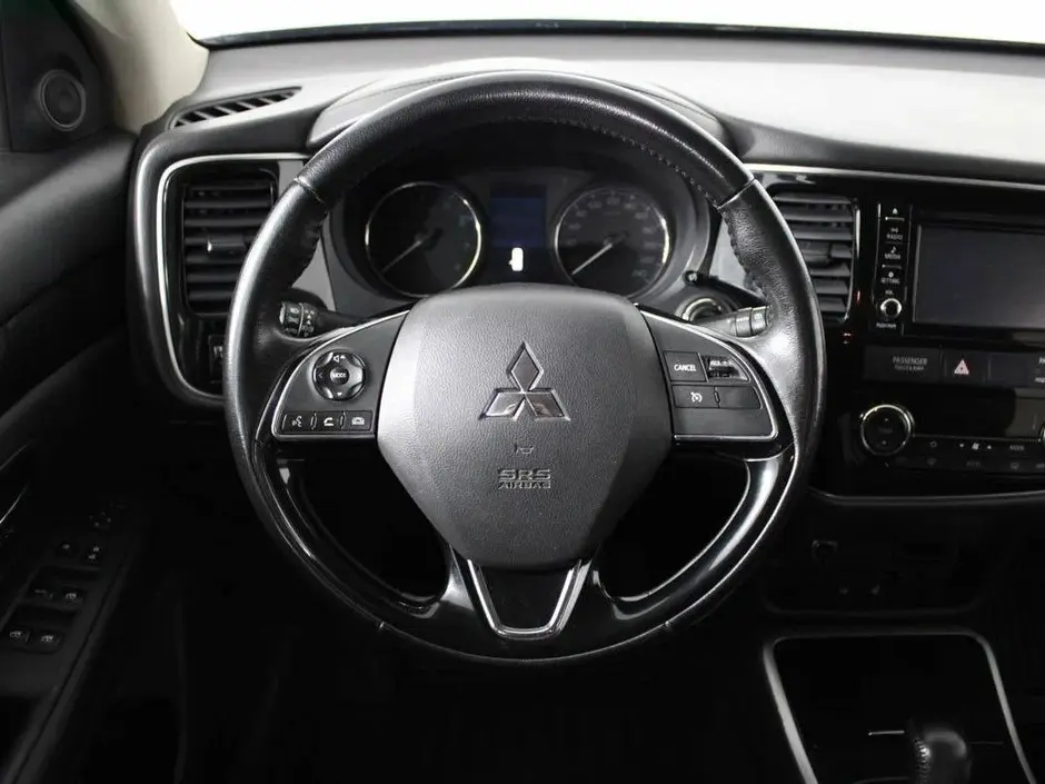 Mitsubishi Outlander, 2017 г.