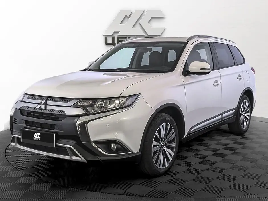 Mitsubishi Outlander, 2019 г.