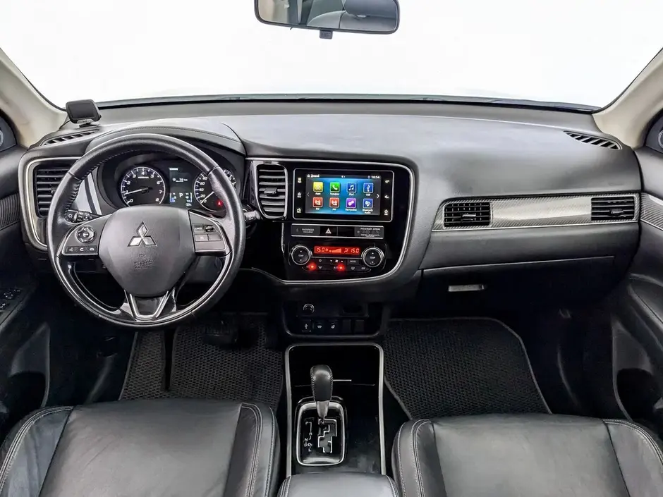 Mitsubishi Outlander, 2019 г.