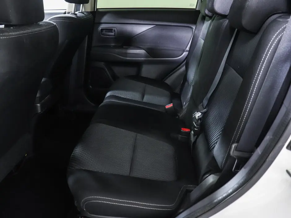 Mitsubishi Outlander, 2016 г.