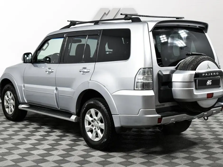 Mitsubishi Pajero, 2011 г.