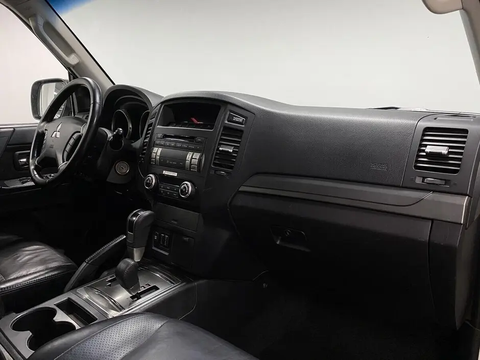 Mitsubishi Pajero, 2011 г.