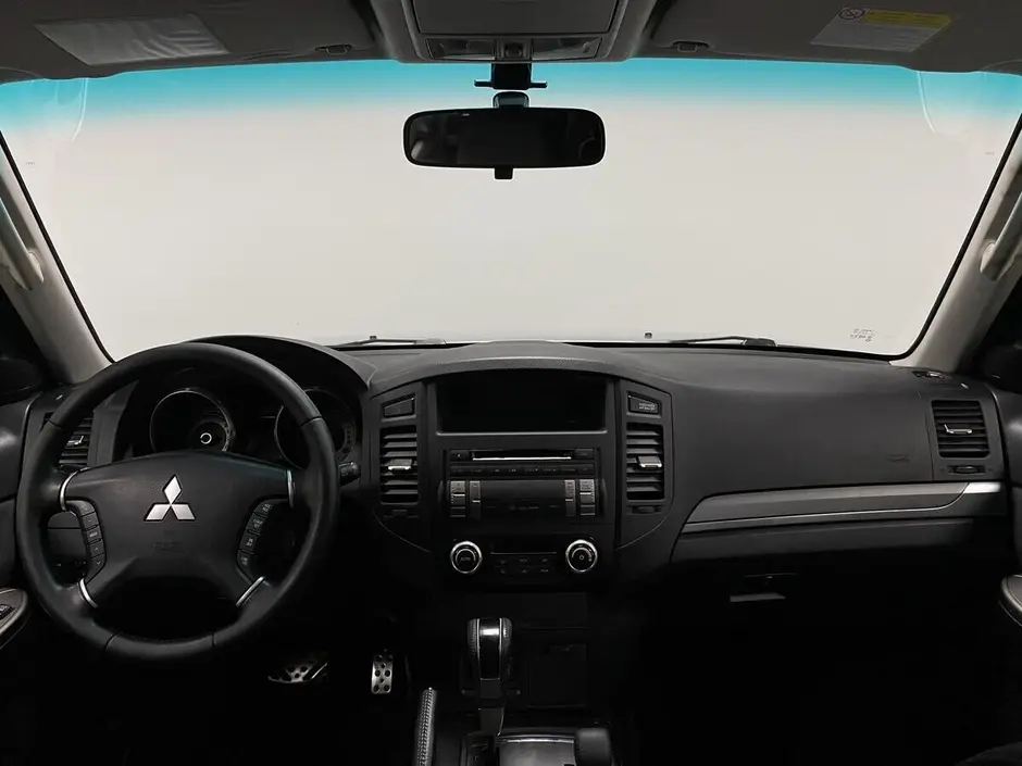 Mitsubishi Pajero, 2012 г.