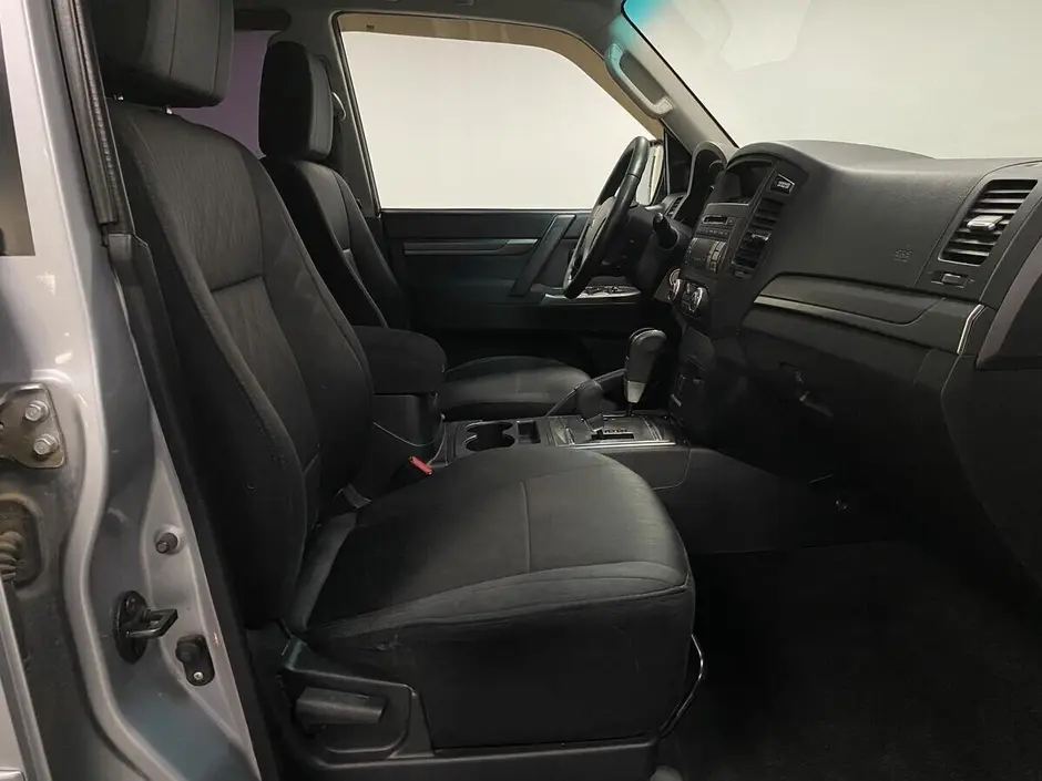 Mitsubishi Pajero, 2012 г.