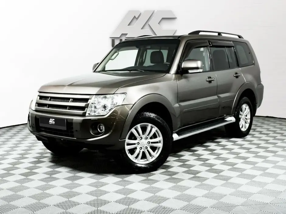 Mitsubishi Pajero, 2012 г.