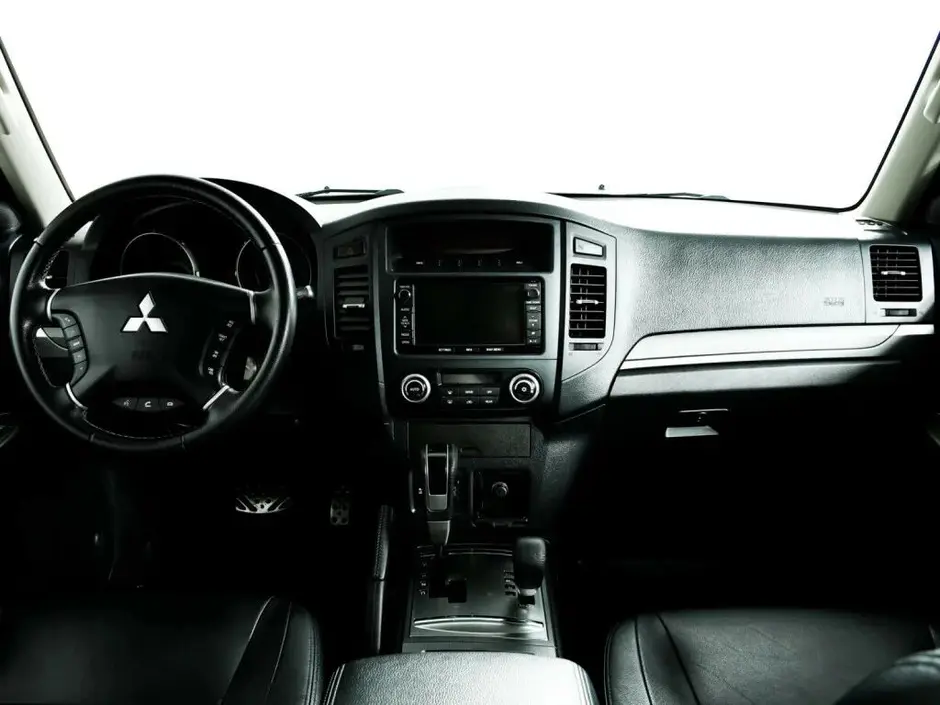 Mitsubishi Pajero, 2012 г.