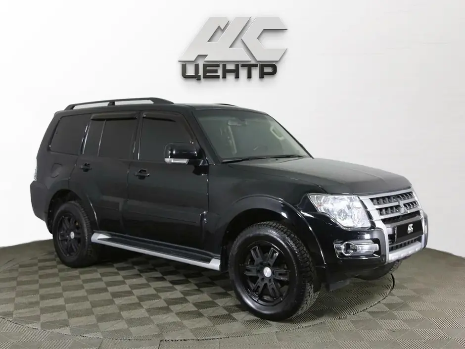 Mitsubishi Pajero, 2017 г.