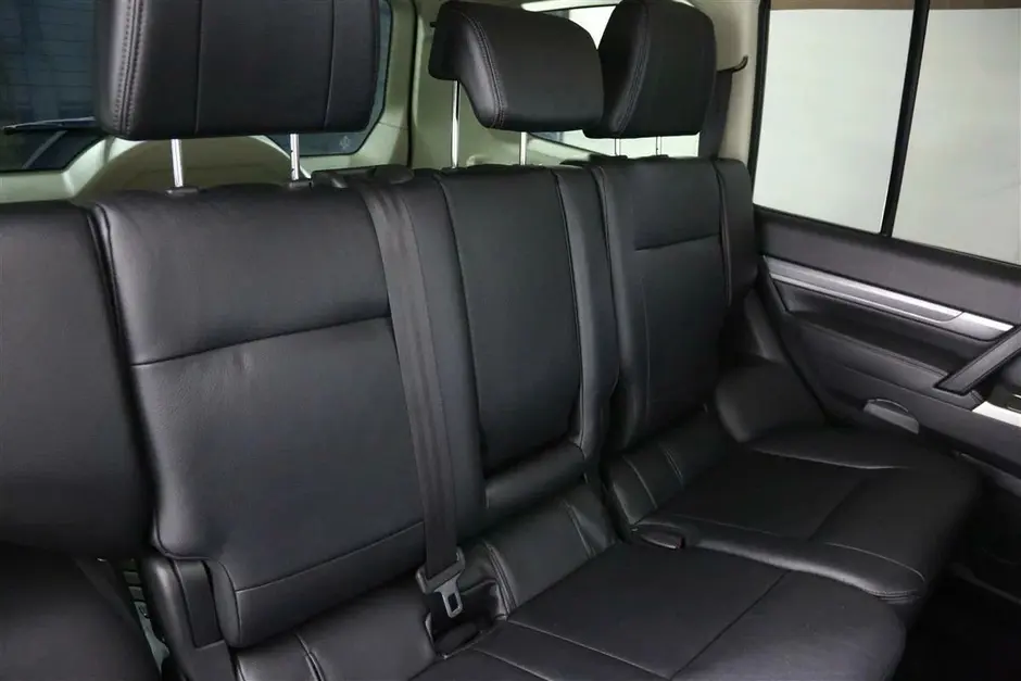 Mitsubishi Pajero, 2017 г.