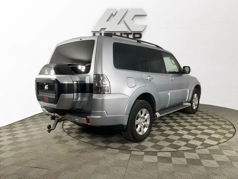 Mitsubishi Pajero, 2014 г.
