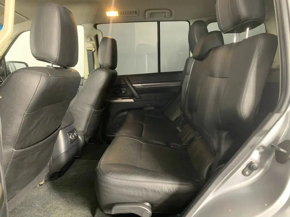 Mitsubishi Pajero, 2014 г.