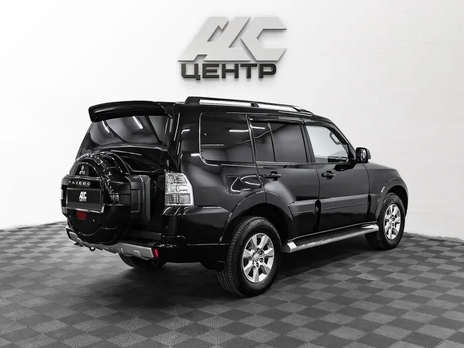 Mitsubishi Pajero, 2011 г.