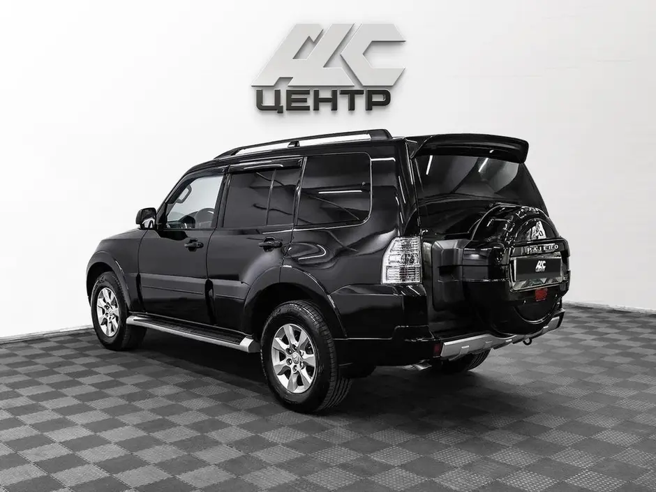 Mitsubishi Pajero, 2011 г.