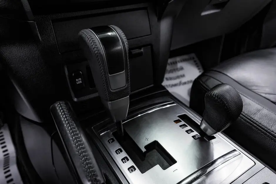 Mitsubishi Pajero, 2011 г.