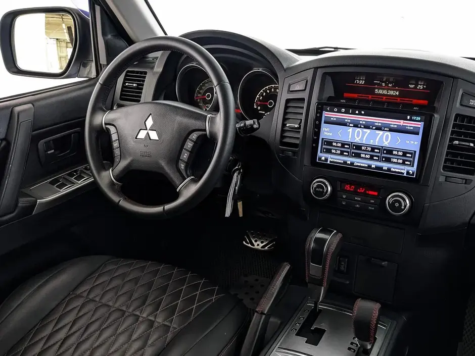 Mitsubishi Pajero, 2011 г.