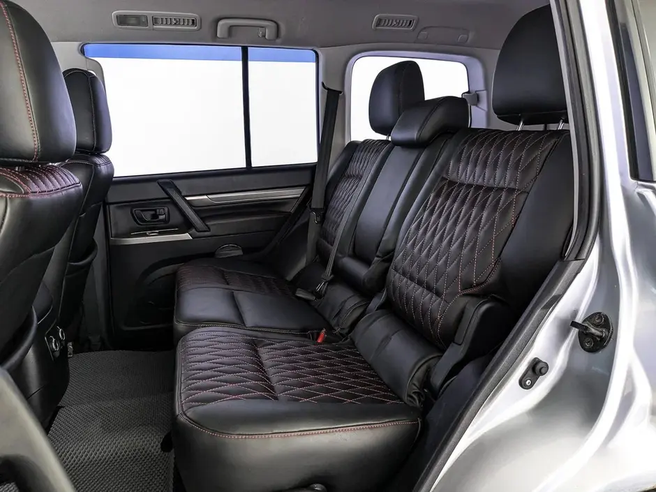 Mitsubishi Pajero, 2011 г.