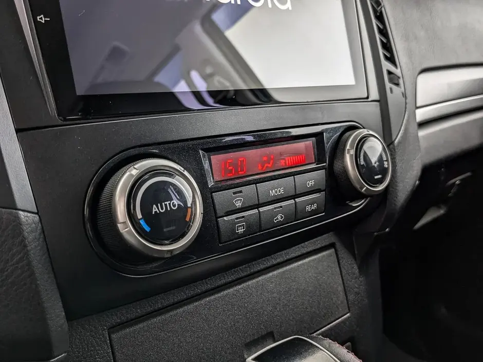 Mitsubishi Pajero, 2011 г.