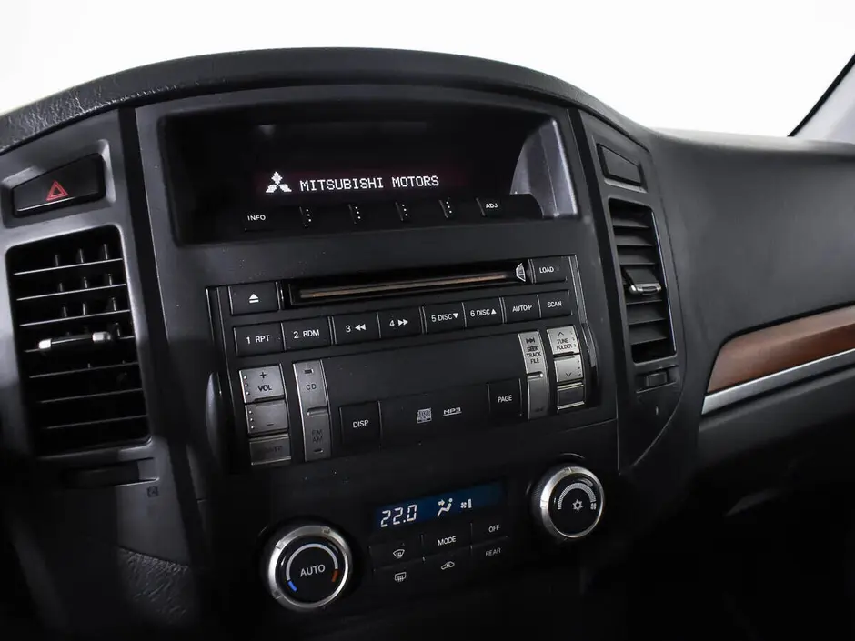 Mitsubishi Pajero, 2008 г.