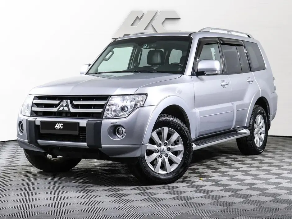 Mitsubishi Pajero, 2011 г.