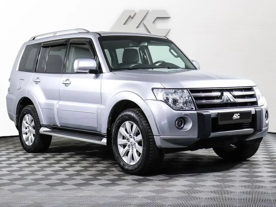 Mitsubishi Pajero, 2011 г.