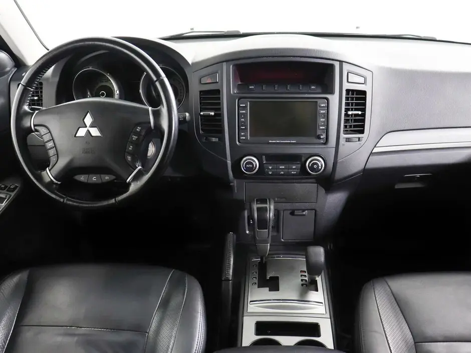 Mitsubishi Pajero, 2011 г.