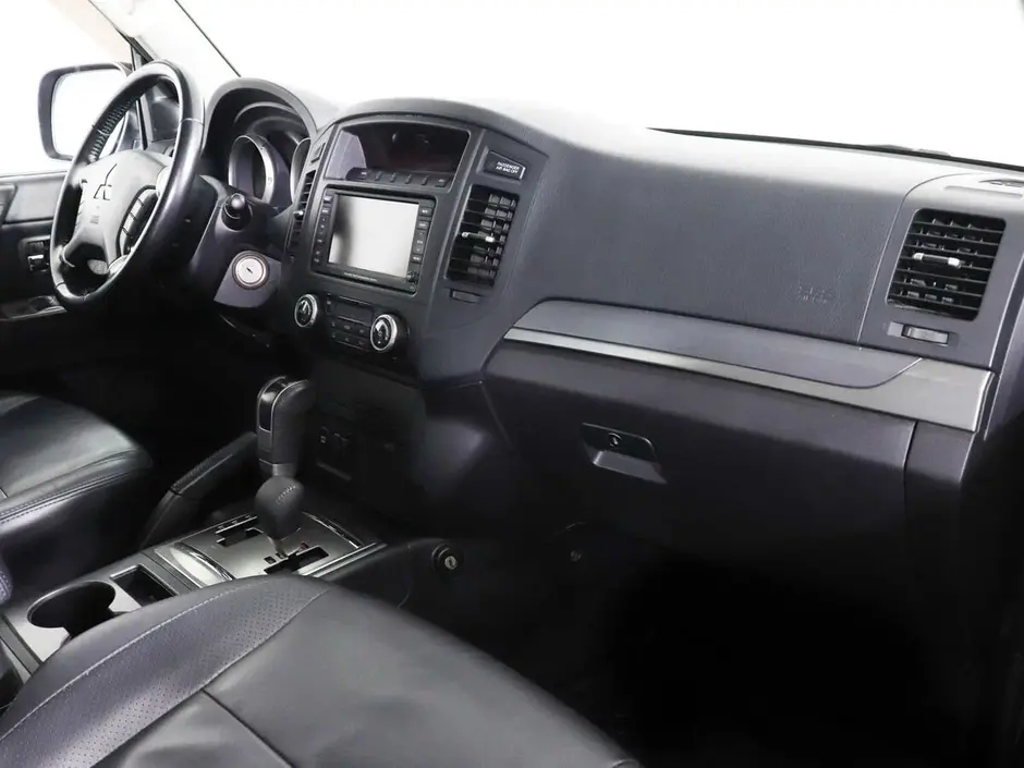 Mitsubishi Pajero, 2011 г.