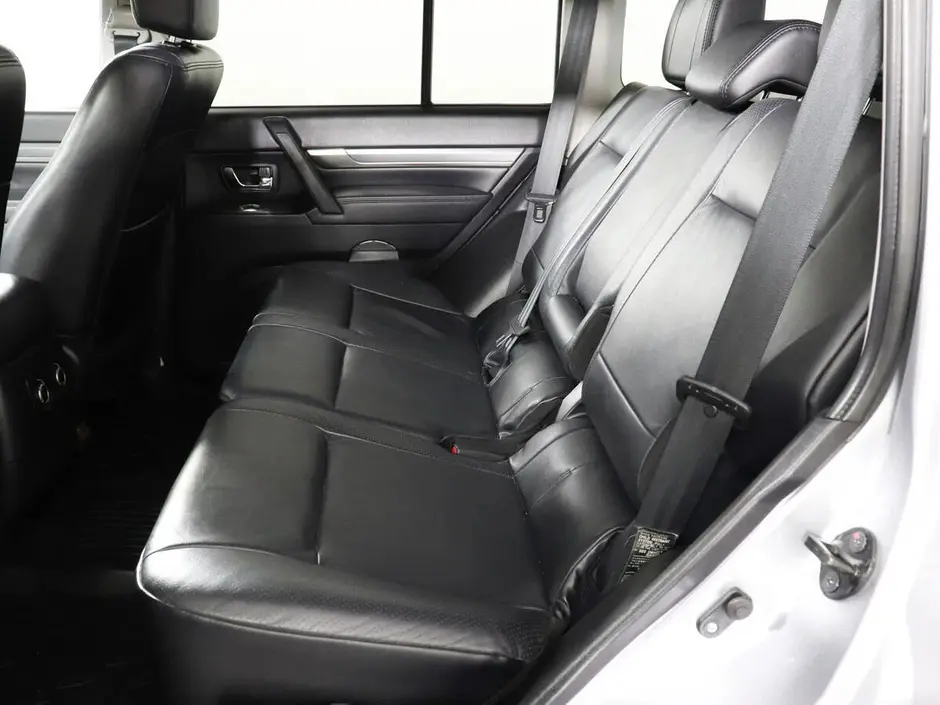 Mitsubishi Pajero, 2011 г.