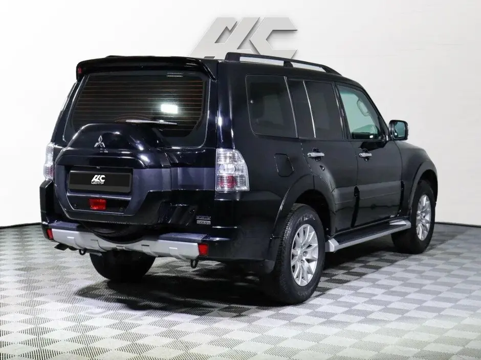Mitsubishi Pajero, 2017 г.