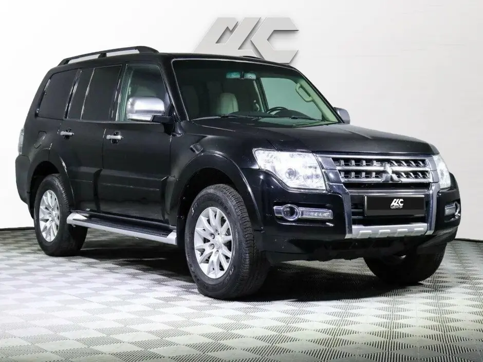 Mitsubishi Pajero, 2017 г.